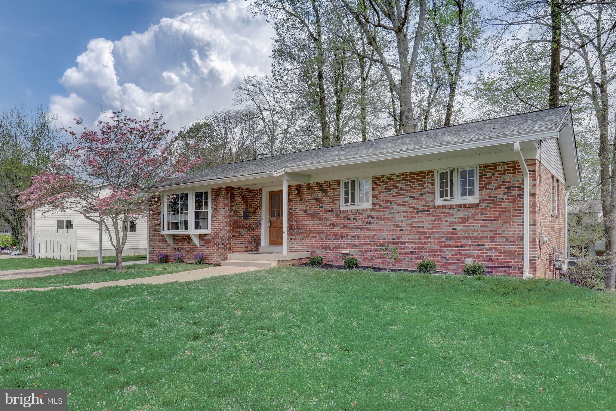 MOSBY WOODS - Residential
