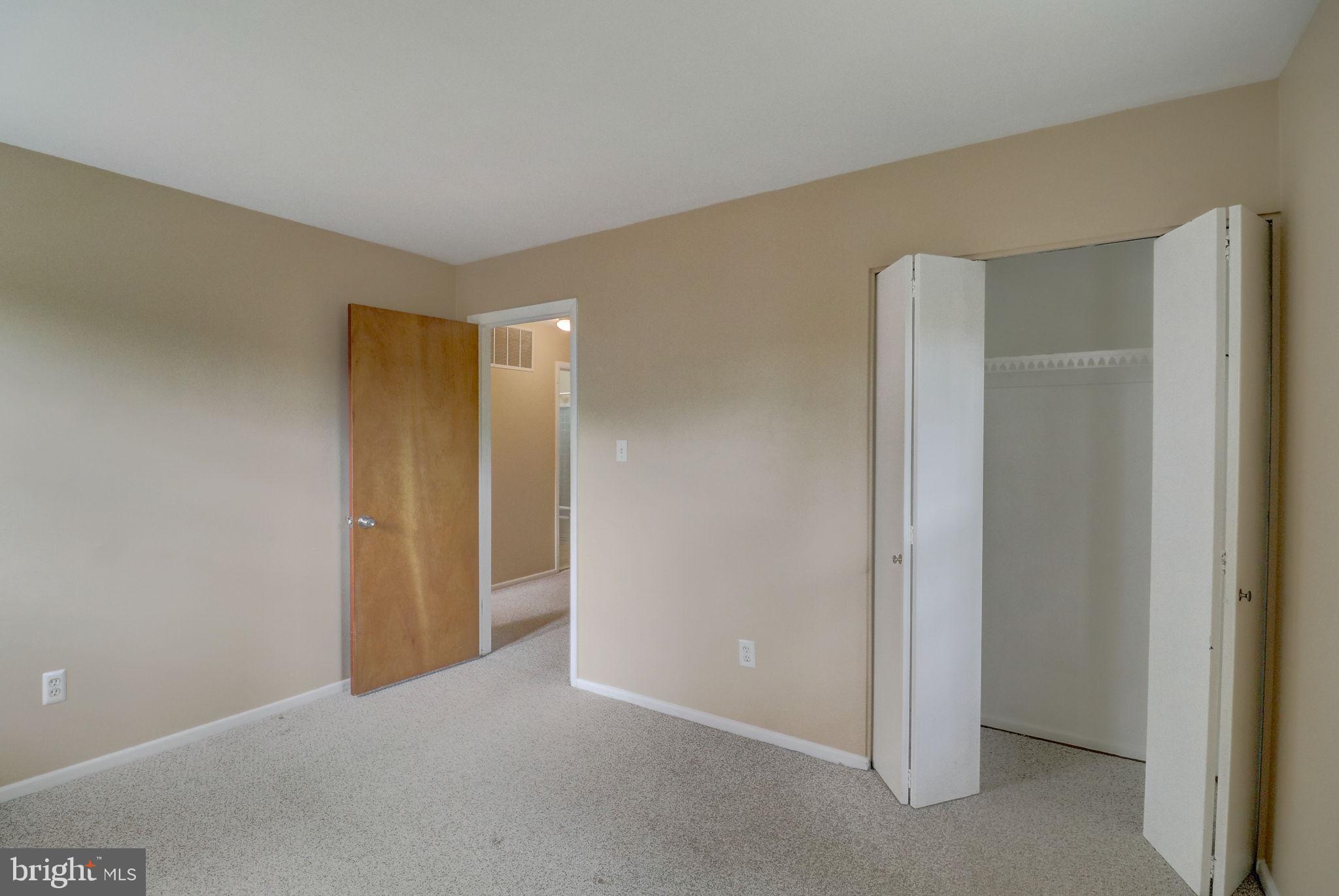 MOSBY WOODS - Residential