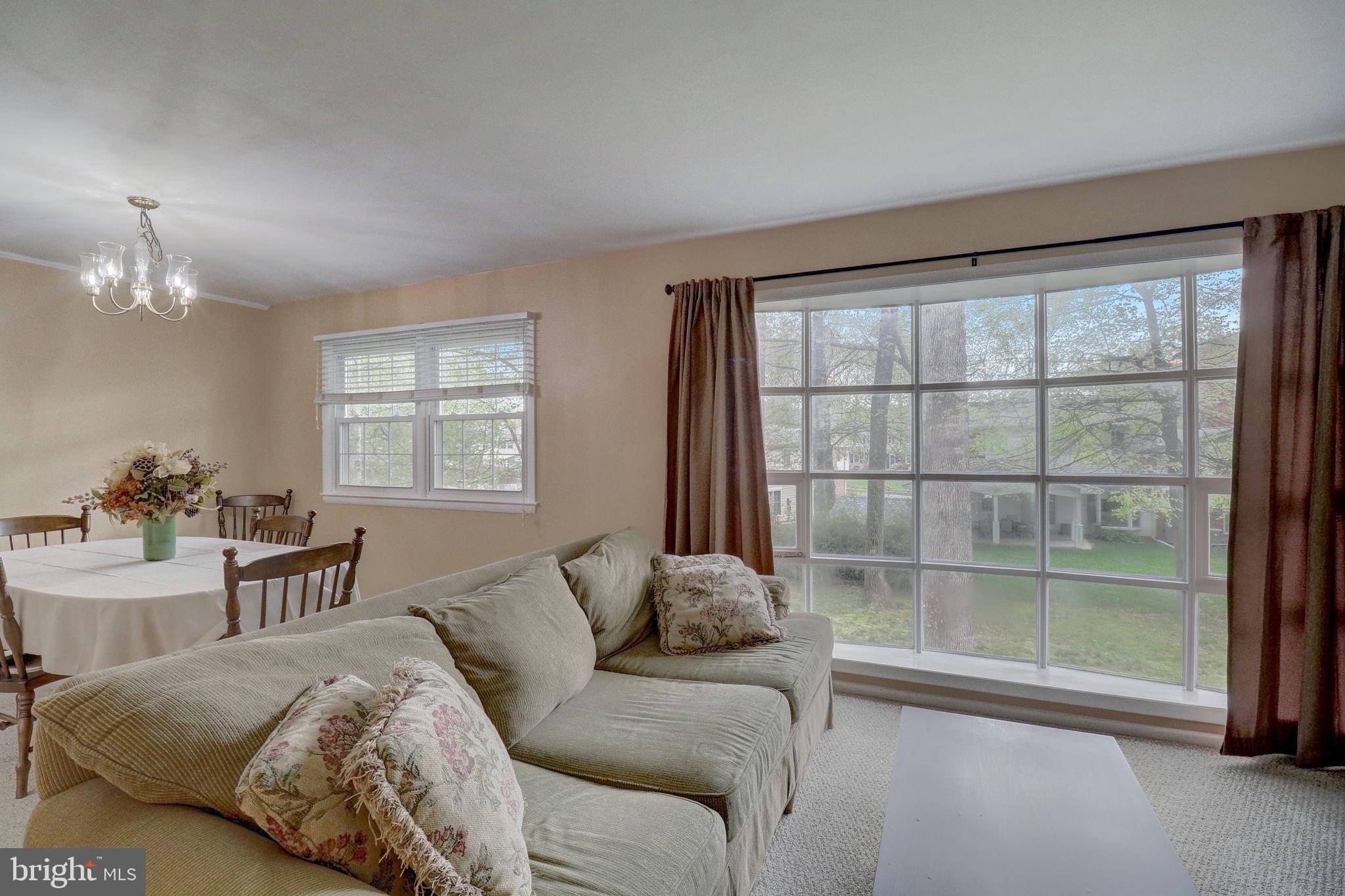 MOSBY WOODS - Residential