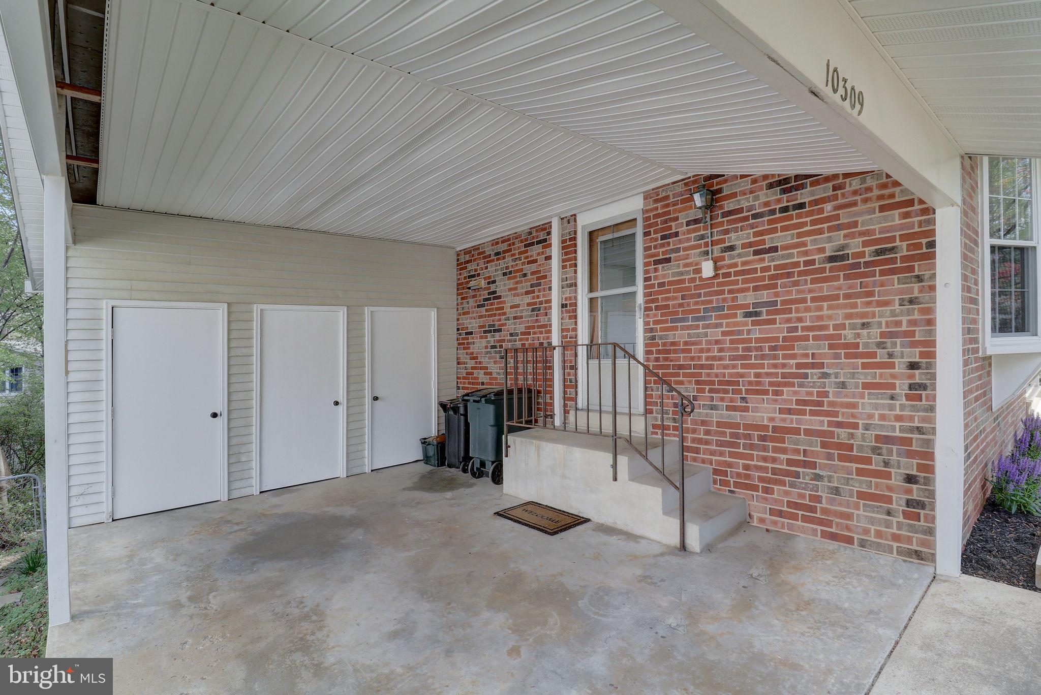 MOSBY WOODS - Residential