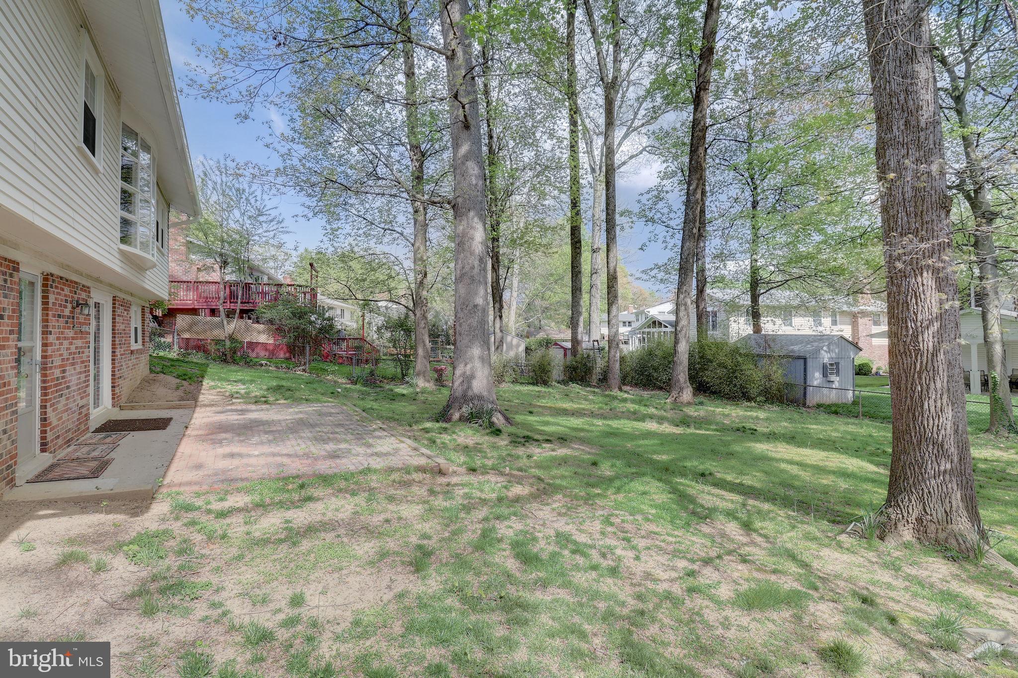 MOSBY WOODS - Residential