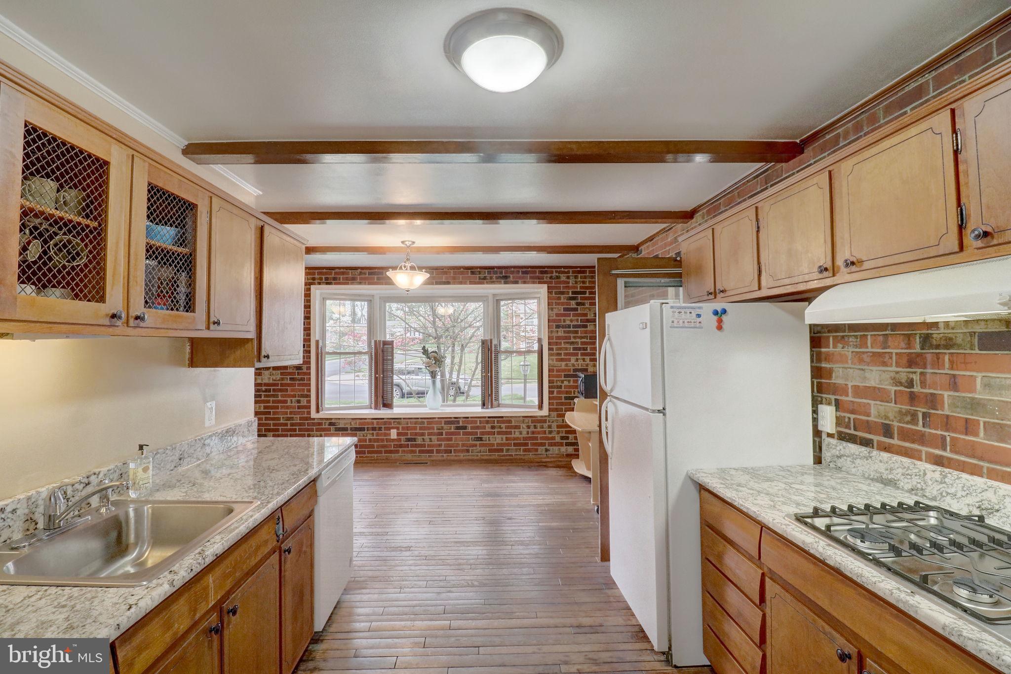 MOSBY WOODS - Residential