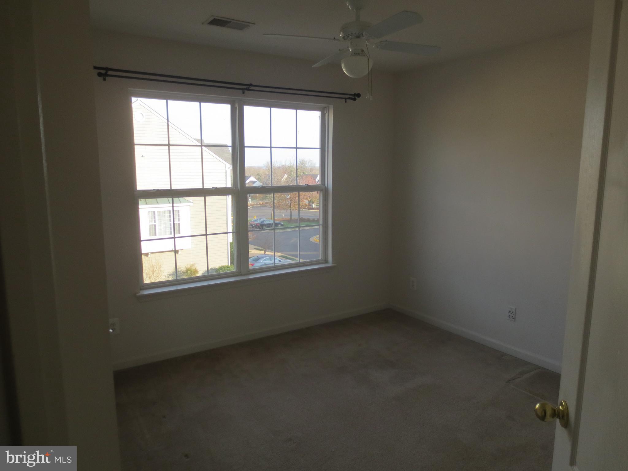 BELMONT CENTER - Residential