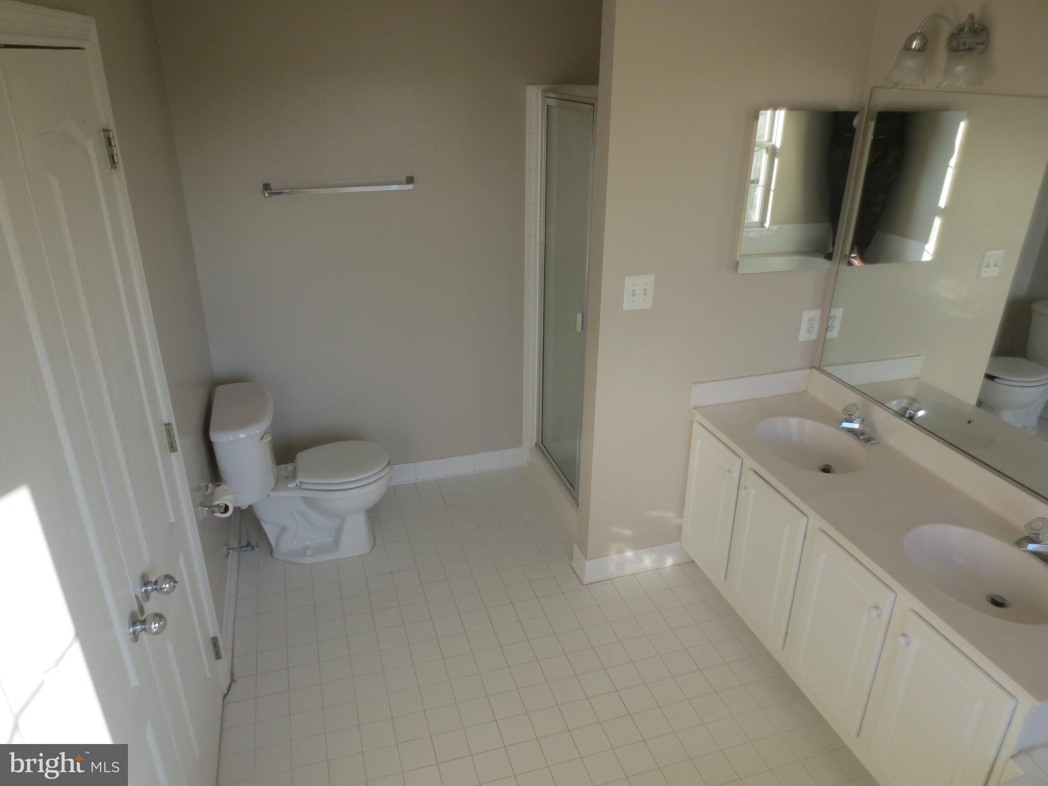 BELMONT CENTER - Residential