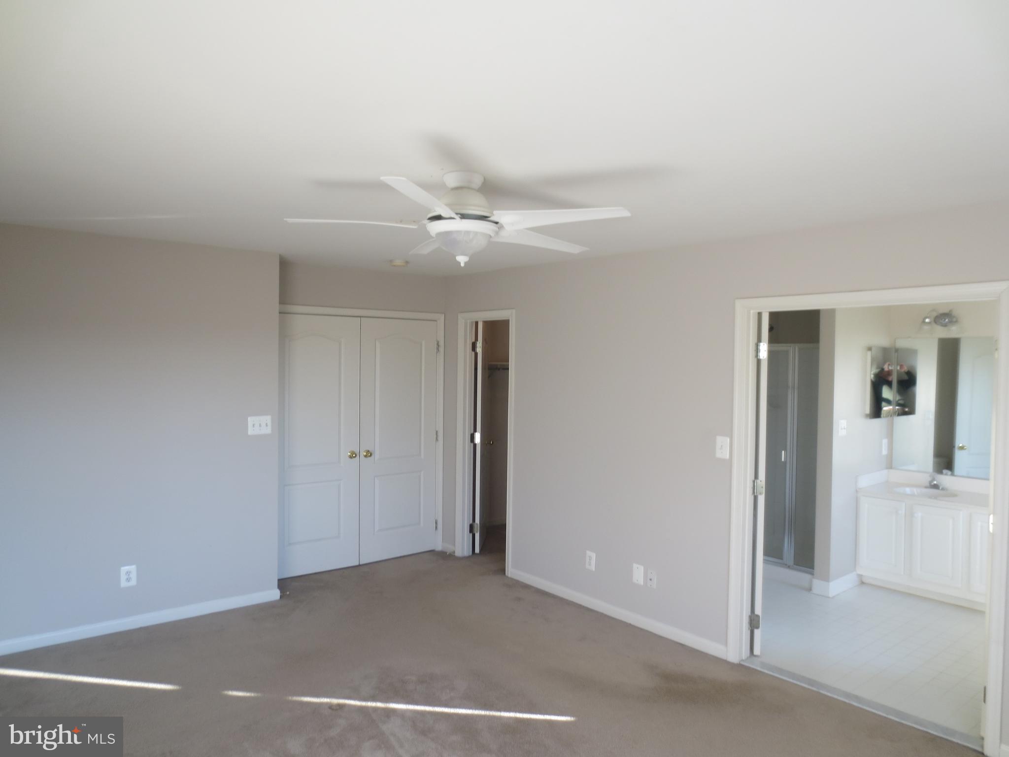 BELMONT CENTER - Residential