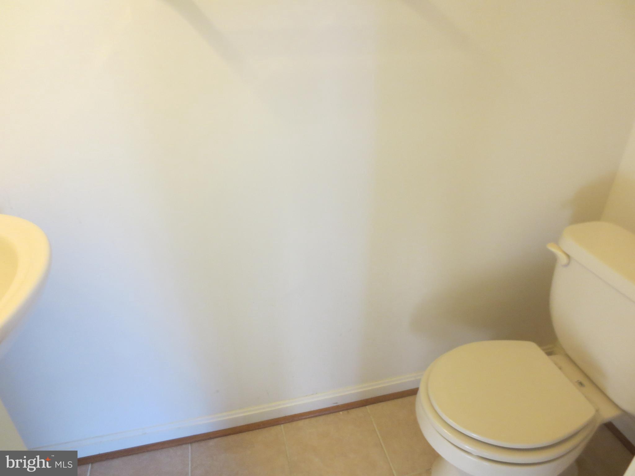 BELMONT CENTER - Residential