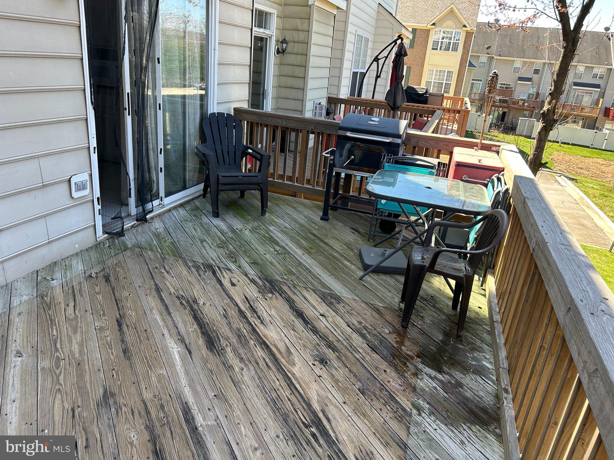 BELMONT CENTER - Residential