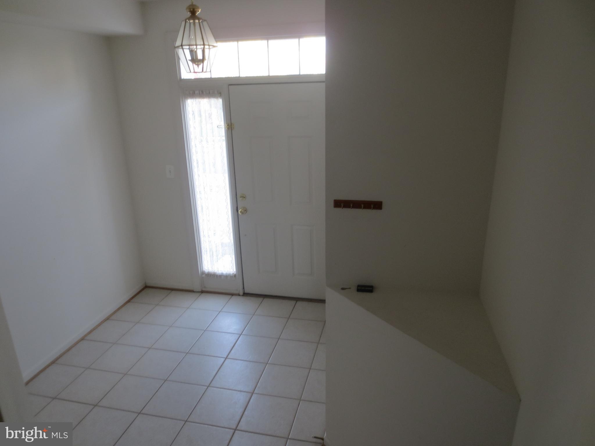 BELMONT CENTER - Residential