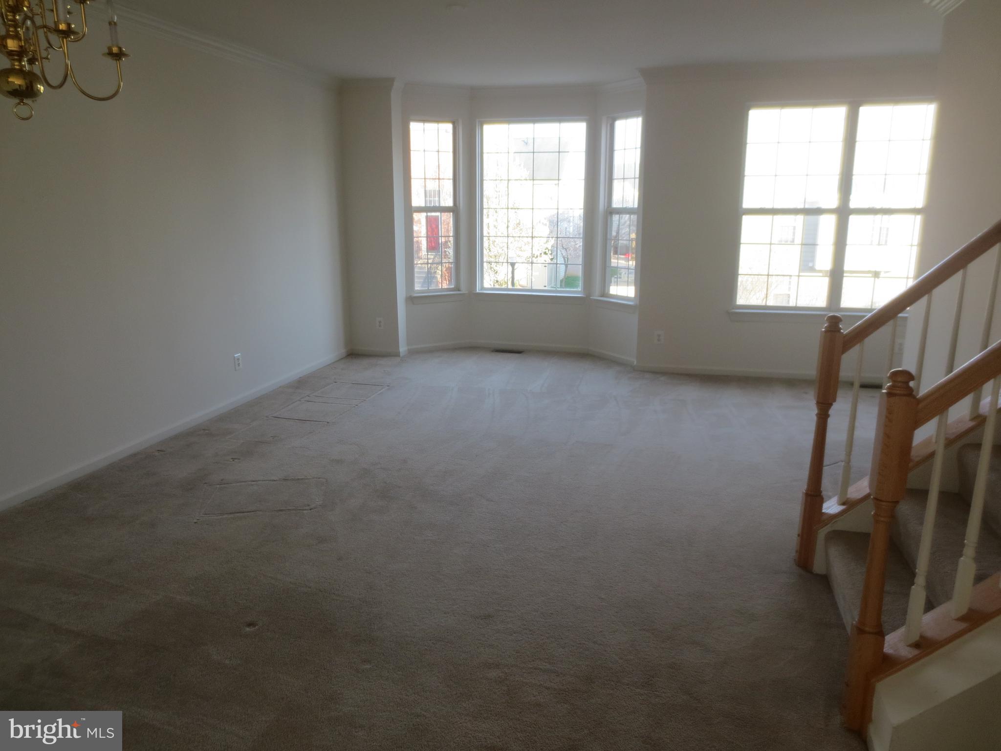 BELMONT CENTER - Residential