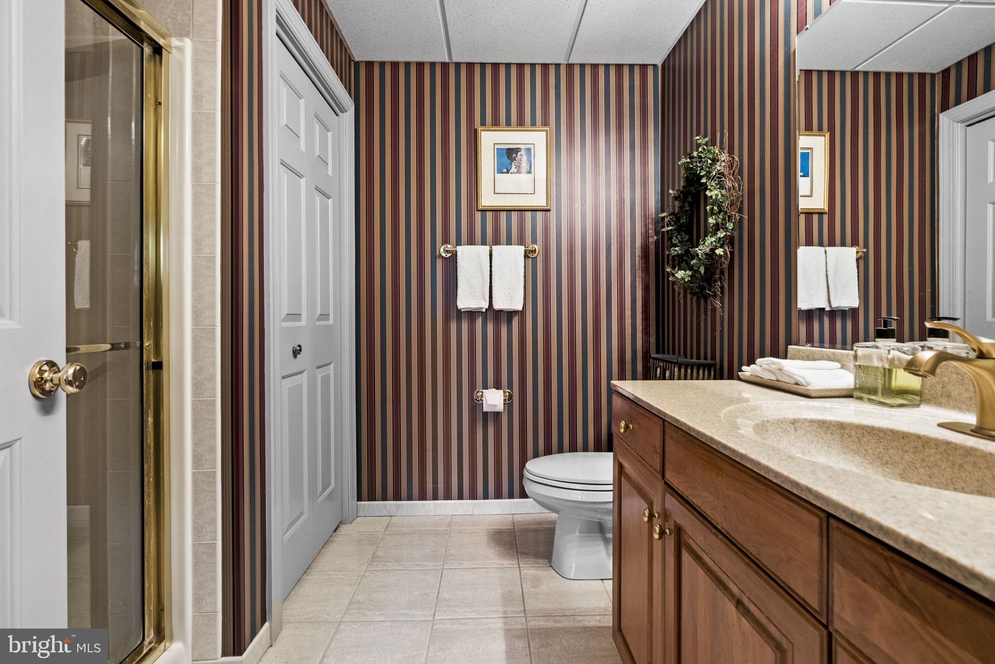 THE MOORS AT RADLEYR - Residential