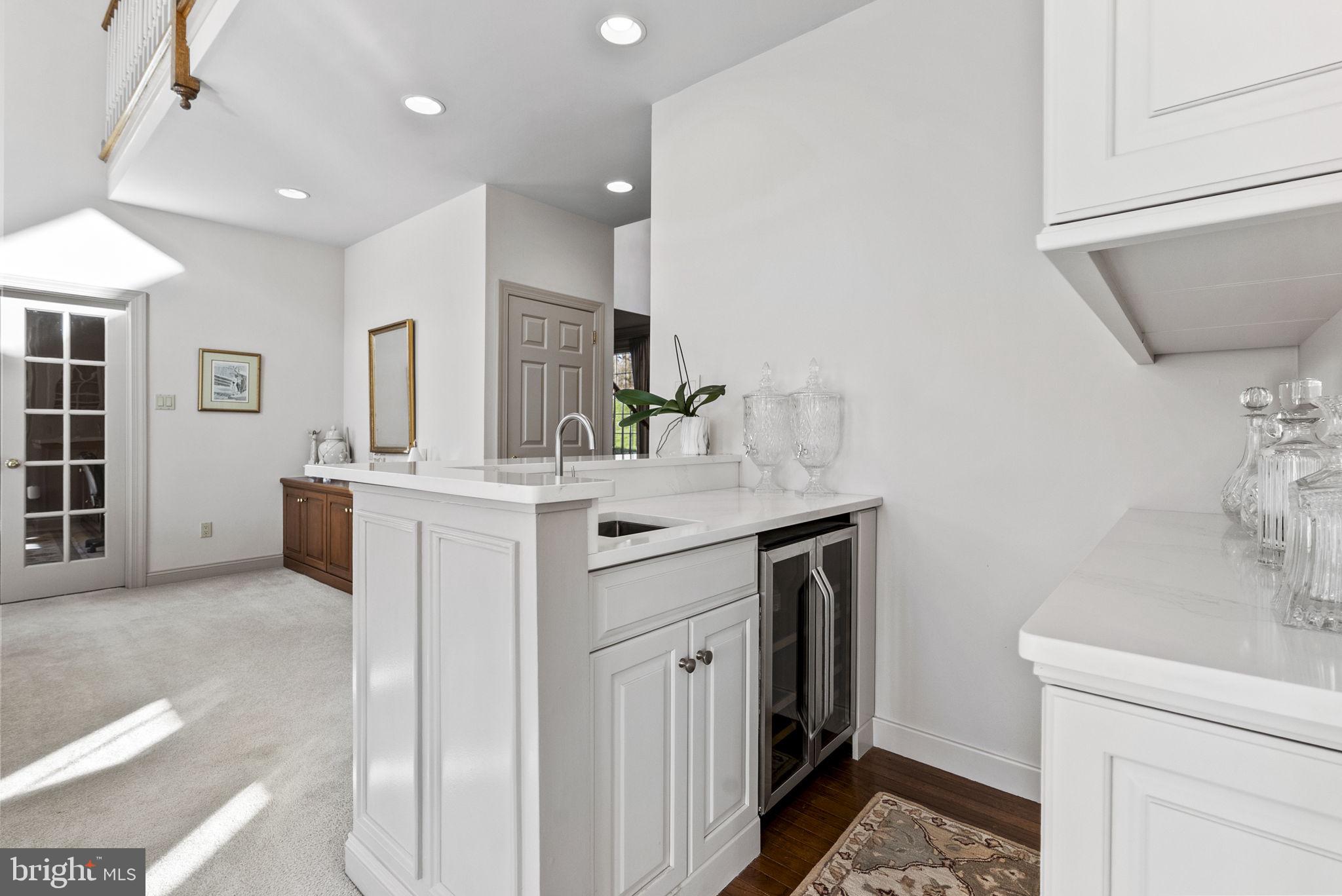 THE MOORS AT RADLEYR - Residential