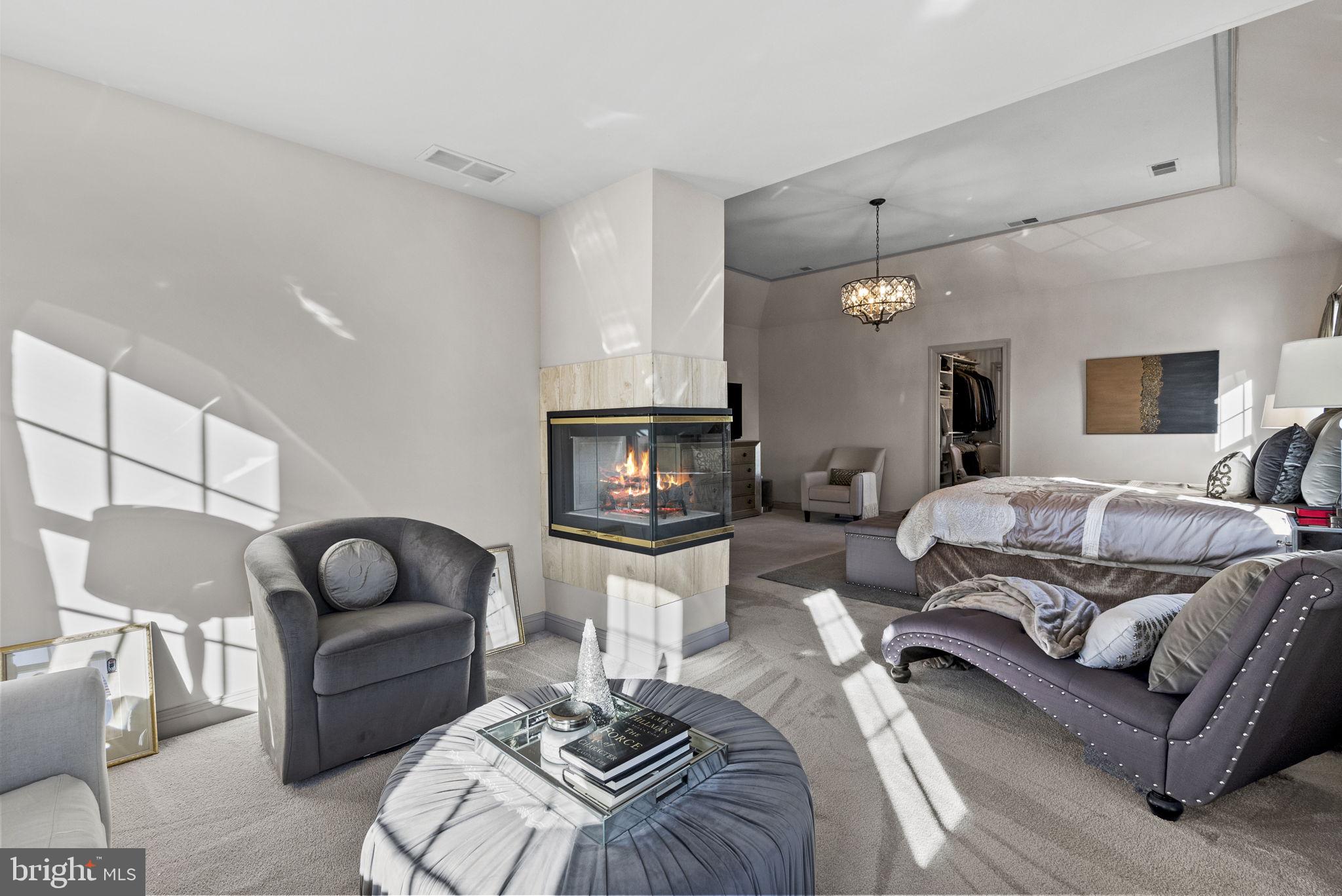 THE MOORS AT RADLEYR - Residential