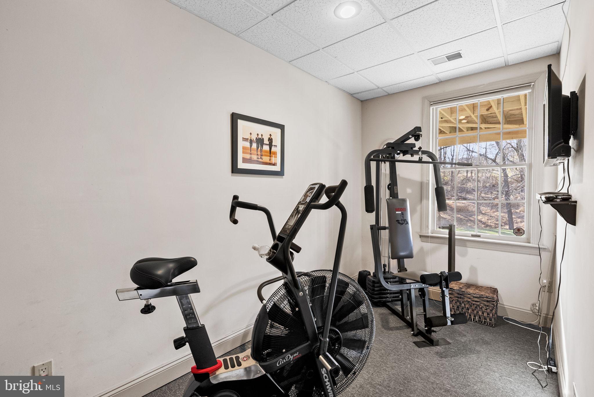 THE MOORS AT RADLEYR - Residential