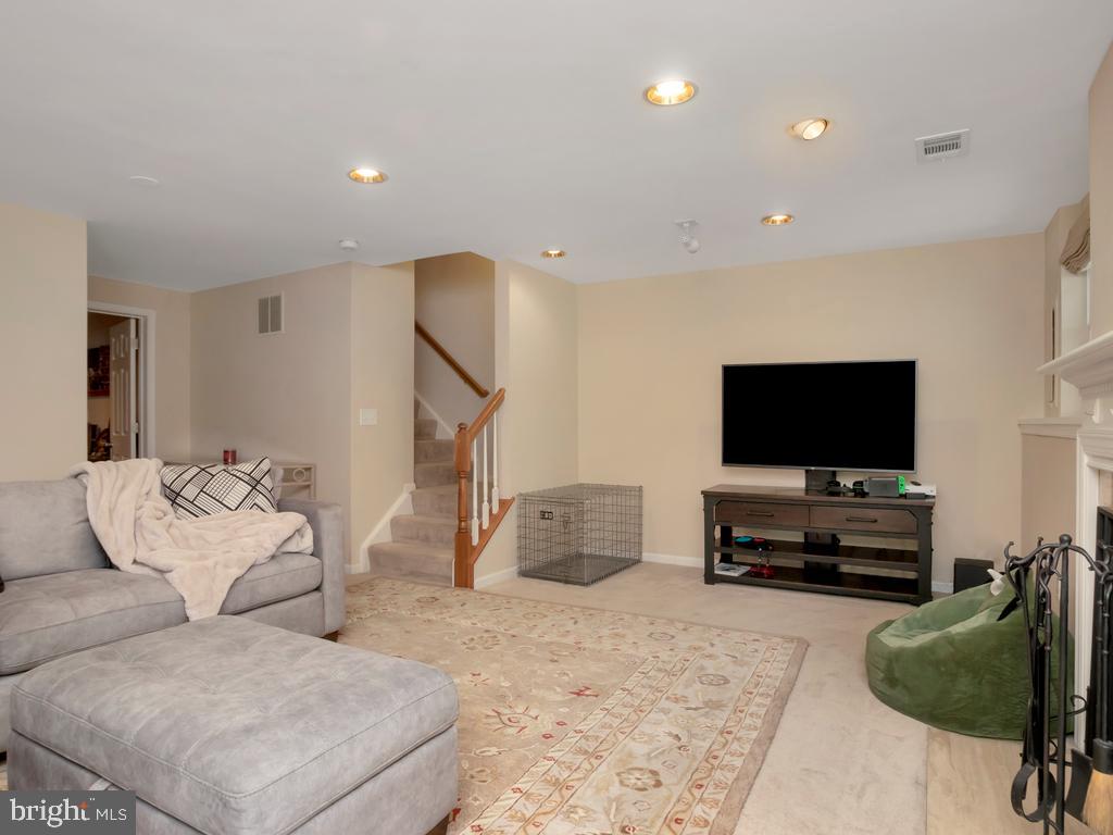 BELMONT GREENE - Residential