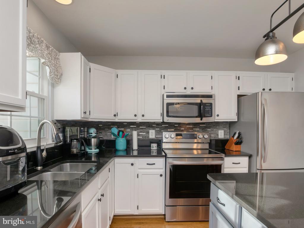 BELMONT GREENE - Residential