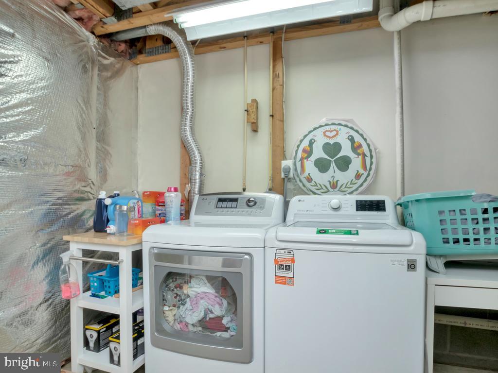 BELMONT GREENE - Residential