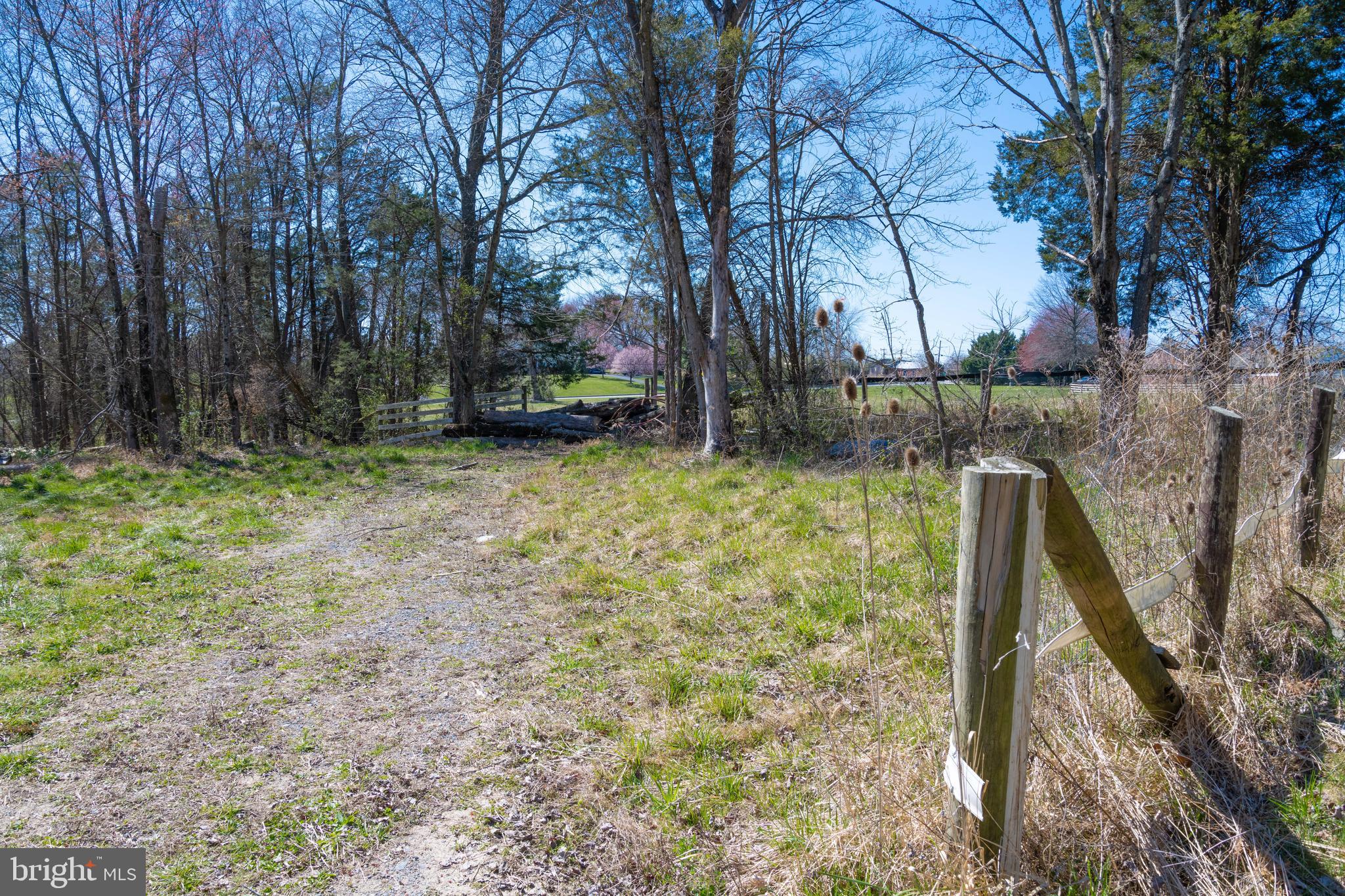 BEALLSVILLE - Farm
