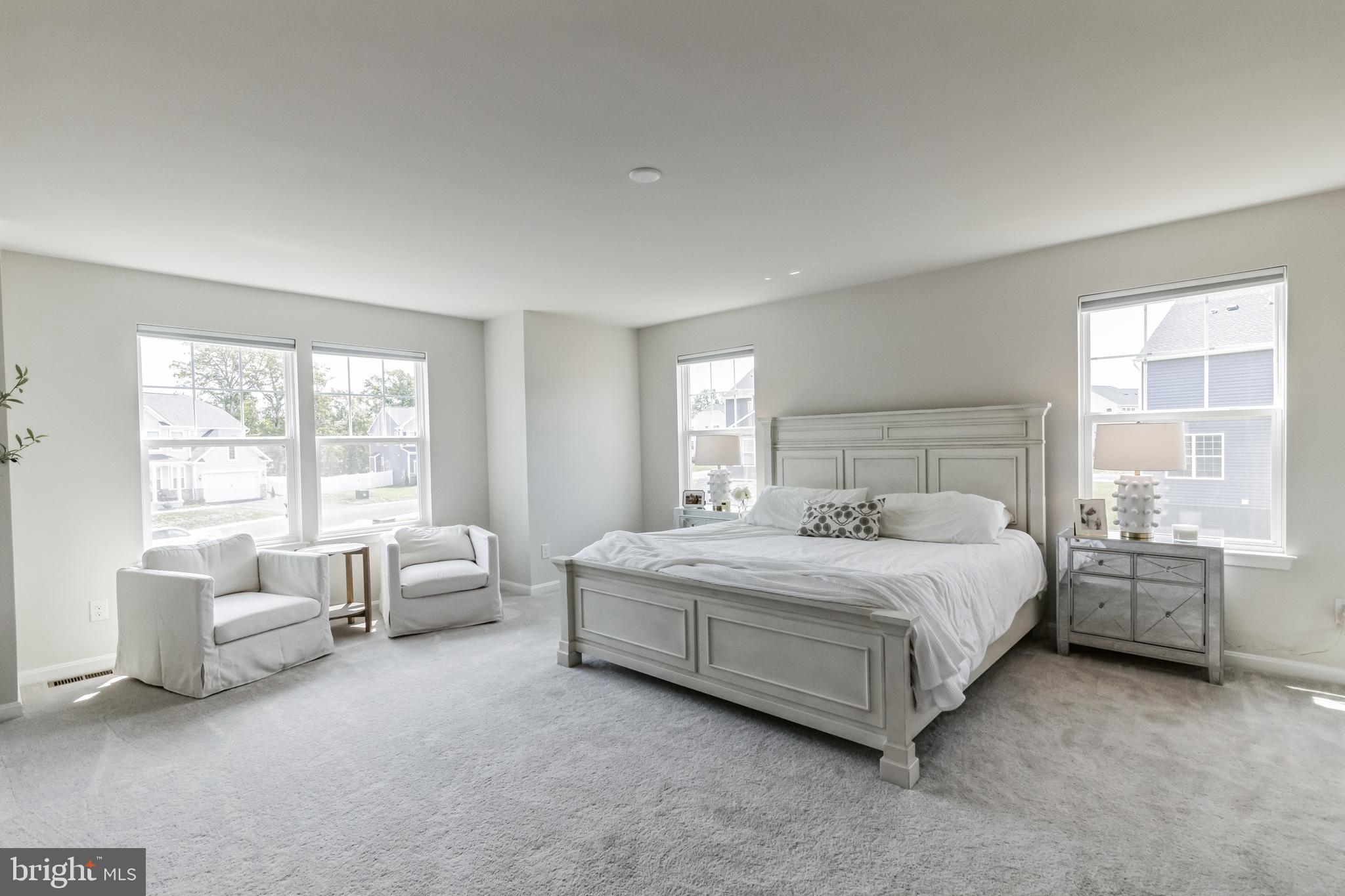 SUMMIT CROSSING ESTATES - Residential