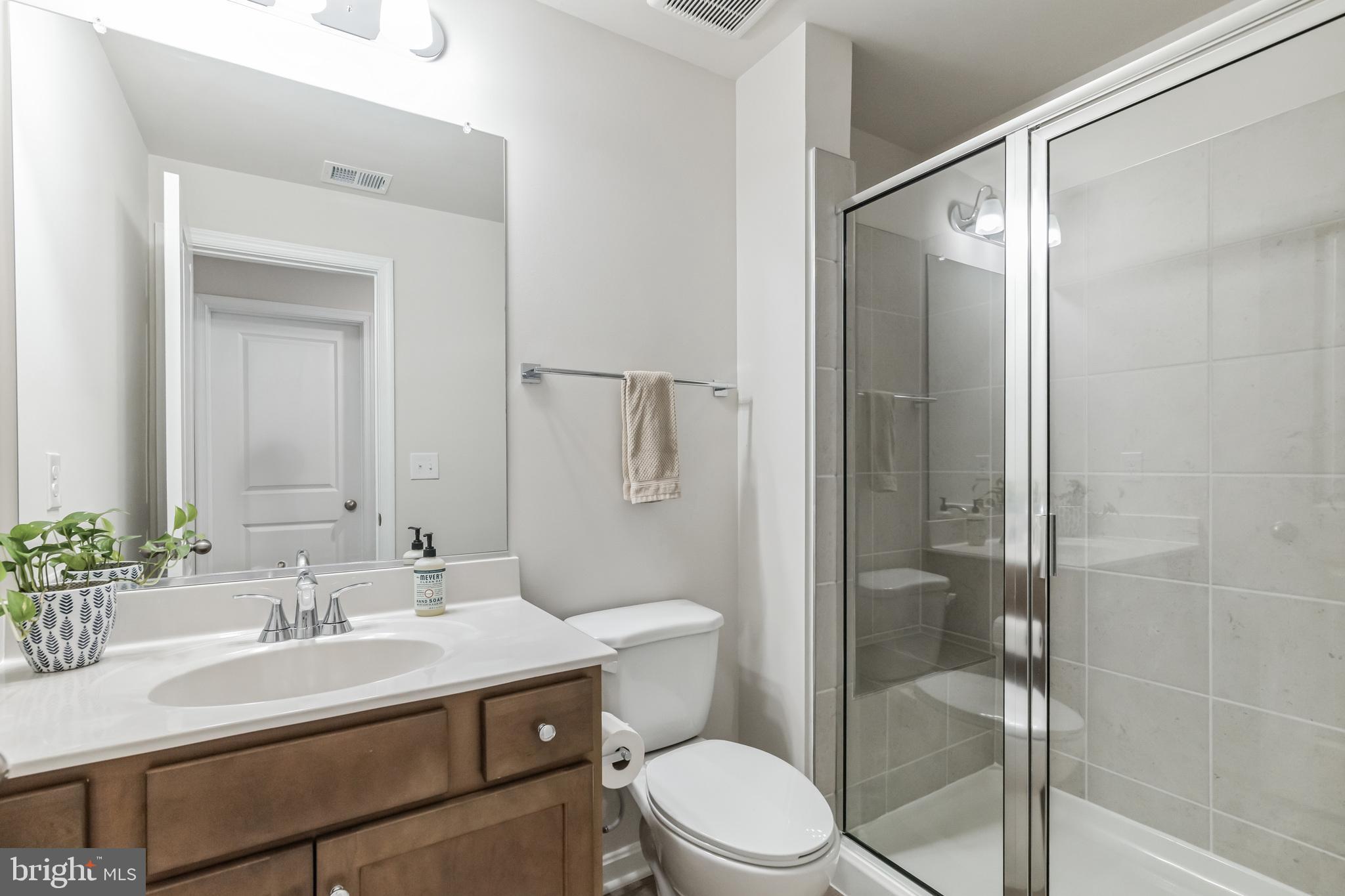 SUMMIT CROSSING ESTATES - Residential