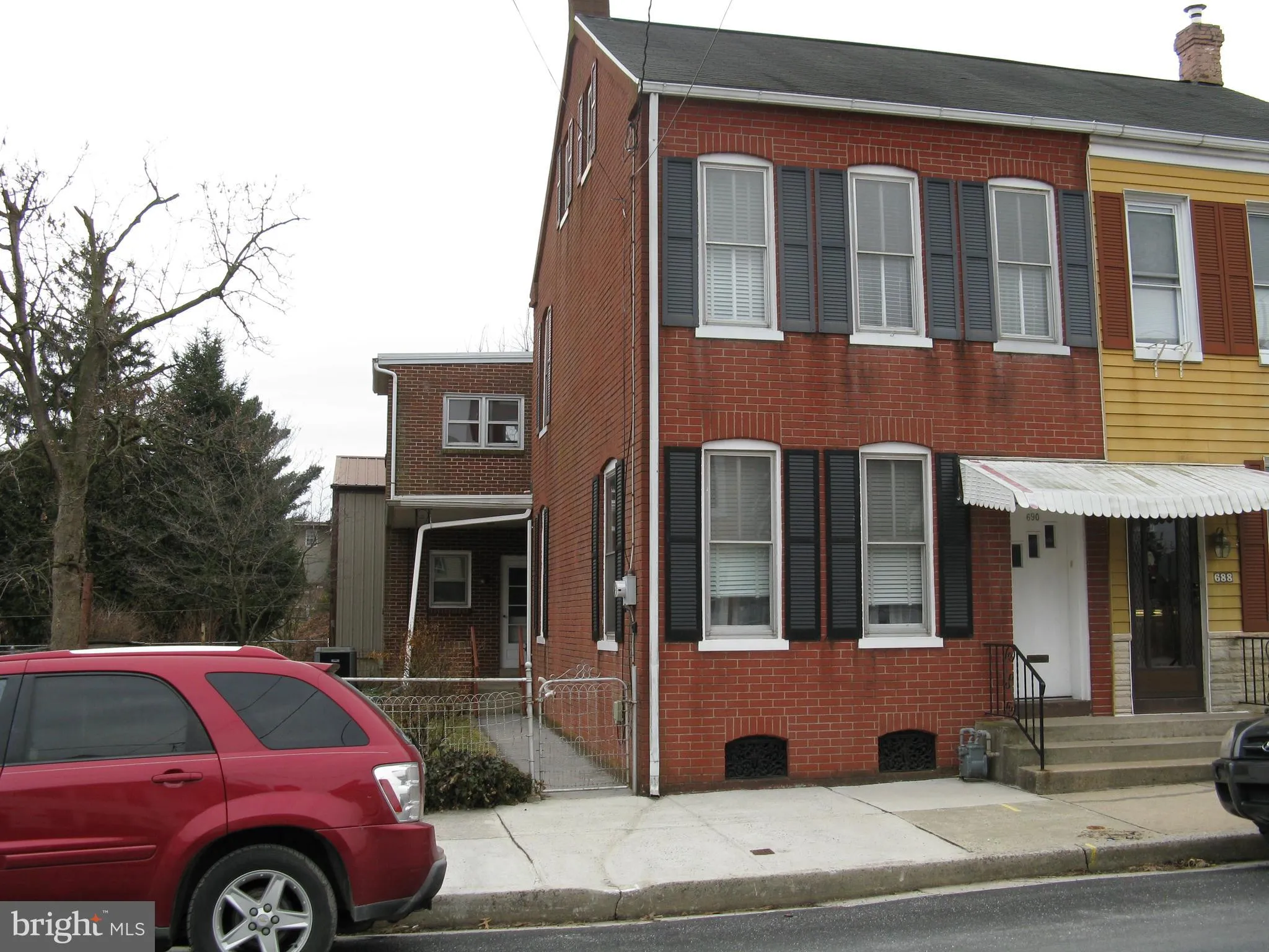 690 Cherry Street, Columbia, PA 17512