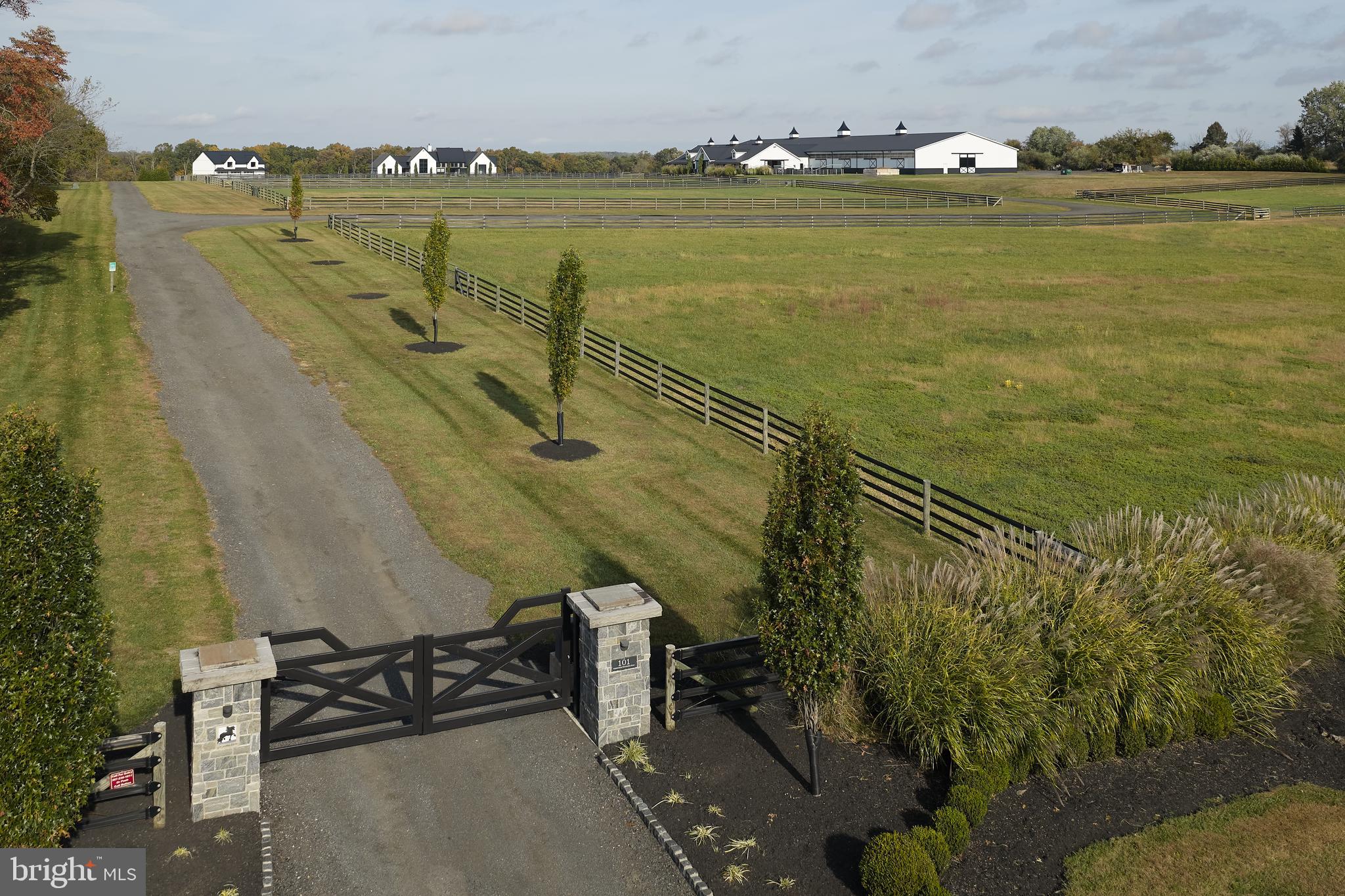 101 HARBOURTON WOODSVILLE ROAD