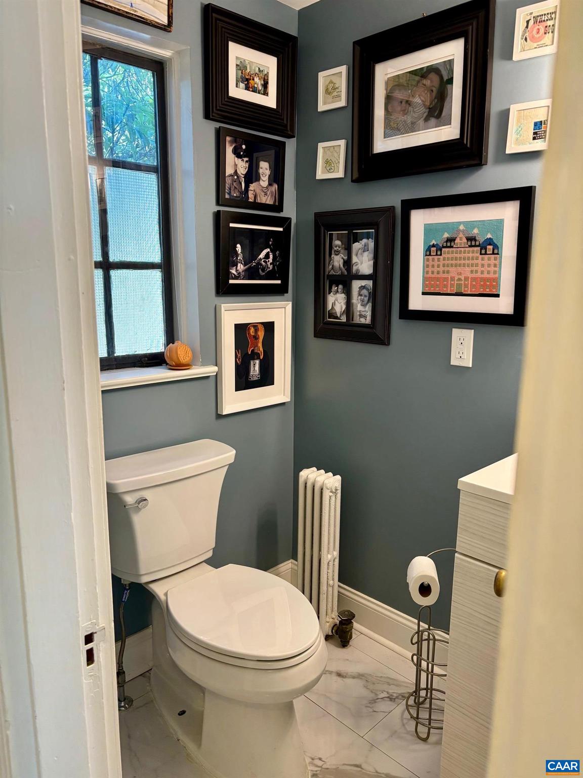 RUGBY - Residential Lease