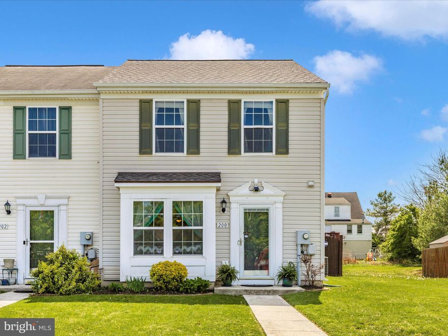 New to market! Well  maintained END unit townhome close to all amenities. This townhome is sunny & bright. Your spacious family room opens to an eat-in kitchen complete with island. Patio doors lead into a fully fenced yard with paved patio for outdoor fun with privacy. 
The upper level features a large primary bedroom with walk-in closet & attached en-suite.  Also featuring two other bedrooms for kiddos, guests or a home office. There are two assigned parking spots for you as well as guest parking.
Don't wait, call TODAY.

Multiple offers in play. Highest and BEST by NOON 4/30/2025