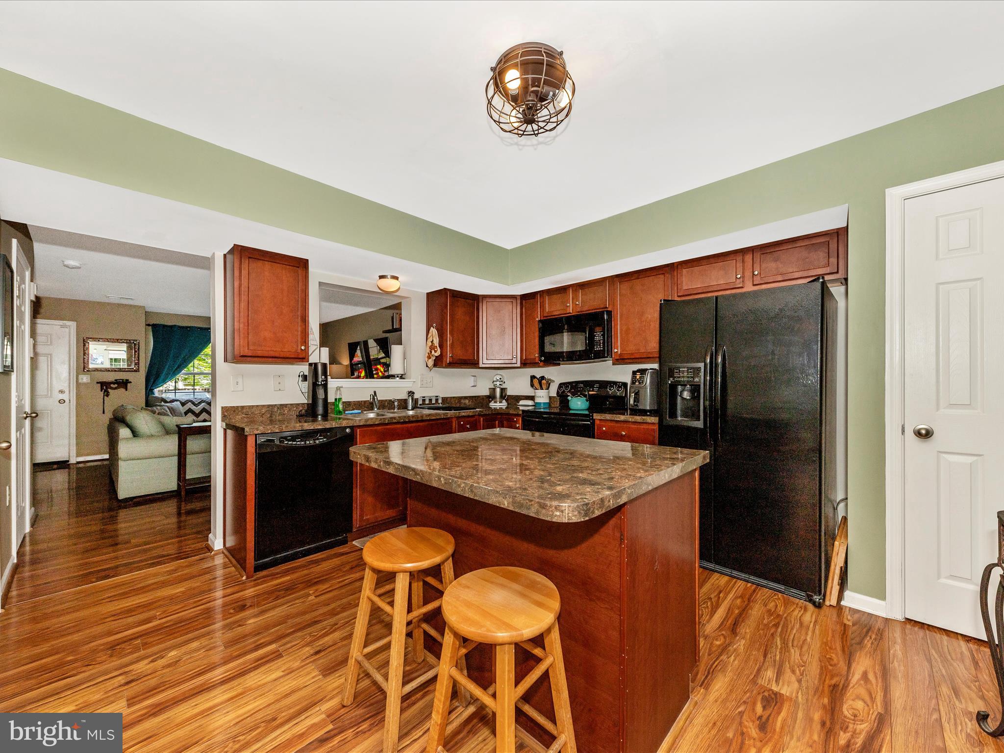 PRENTISS POINT - Residential