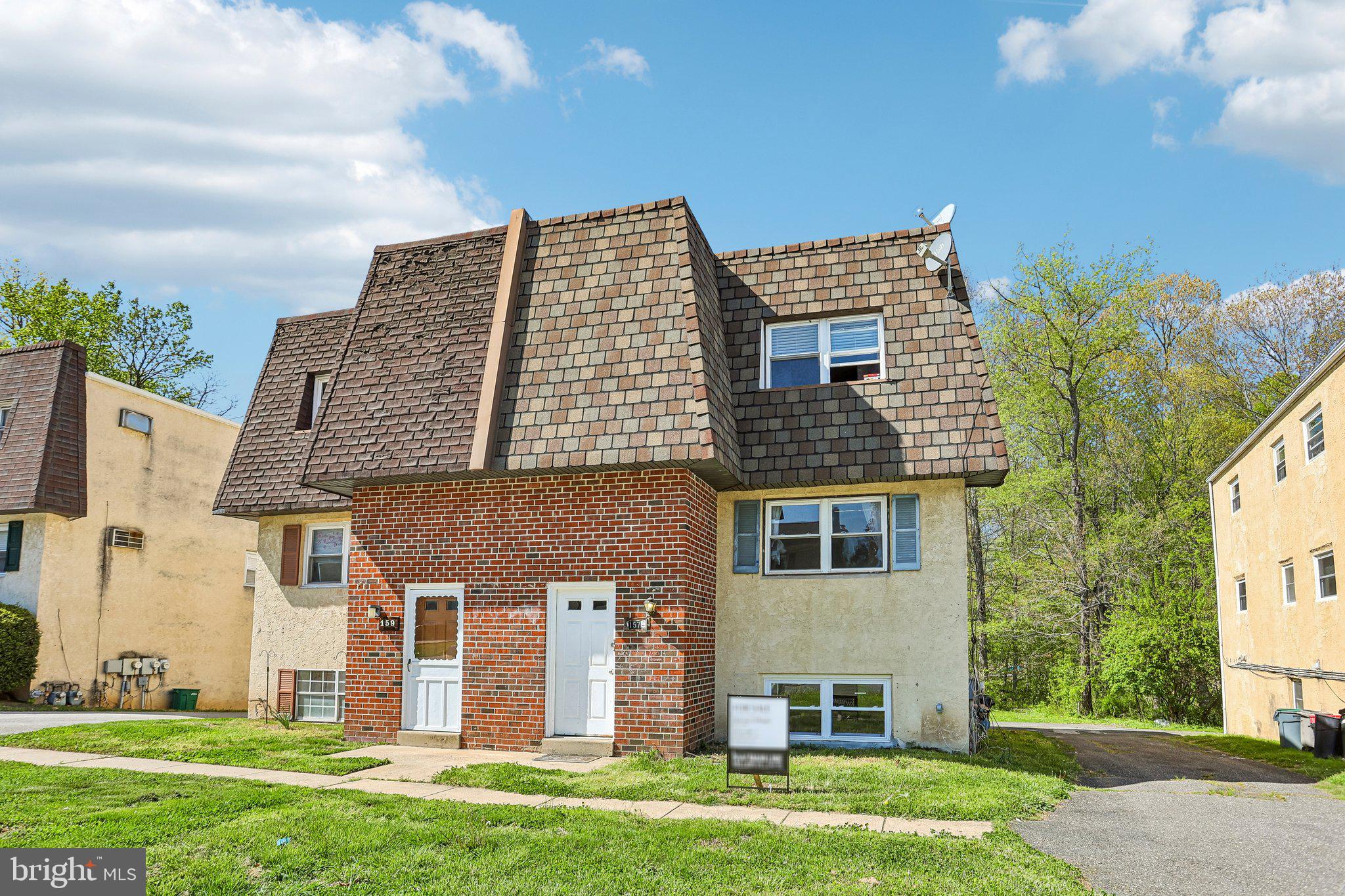 157 MEADOWBROOK LANE