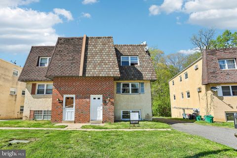 Photo of 157 Meadowbrook Lane, BROOKHAVEN, PA 19015 (MLS # PADE2112736)
