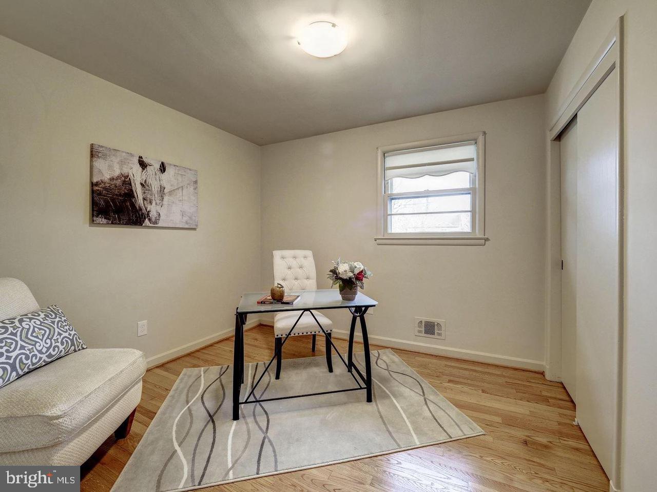 BRADLEY HILLS - Residential Lease