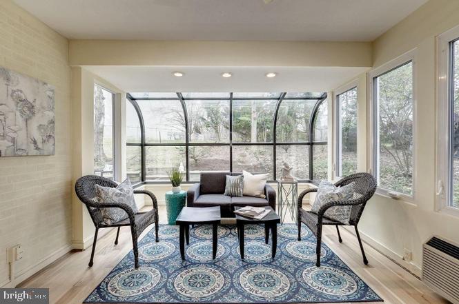 BRADLEY HILLS - Residential Lease