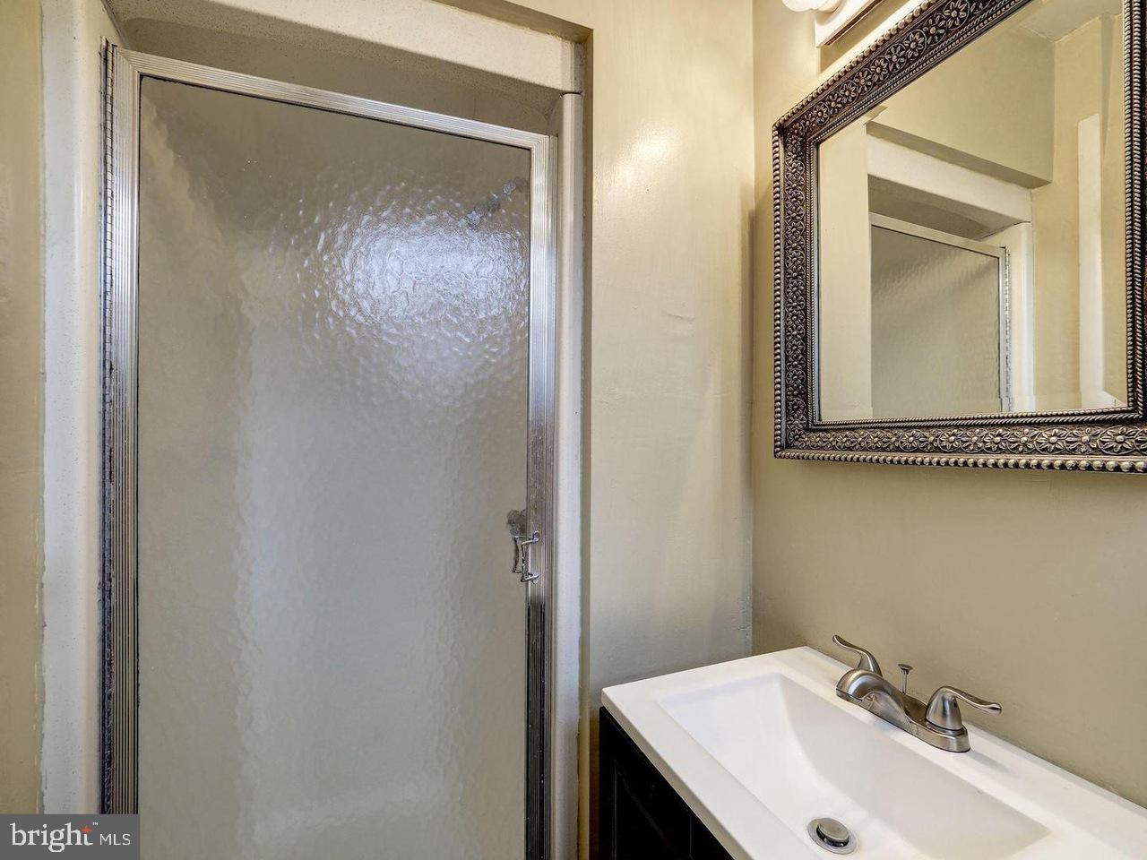 BRADLEY HILLS - Residential Lease