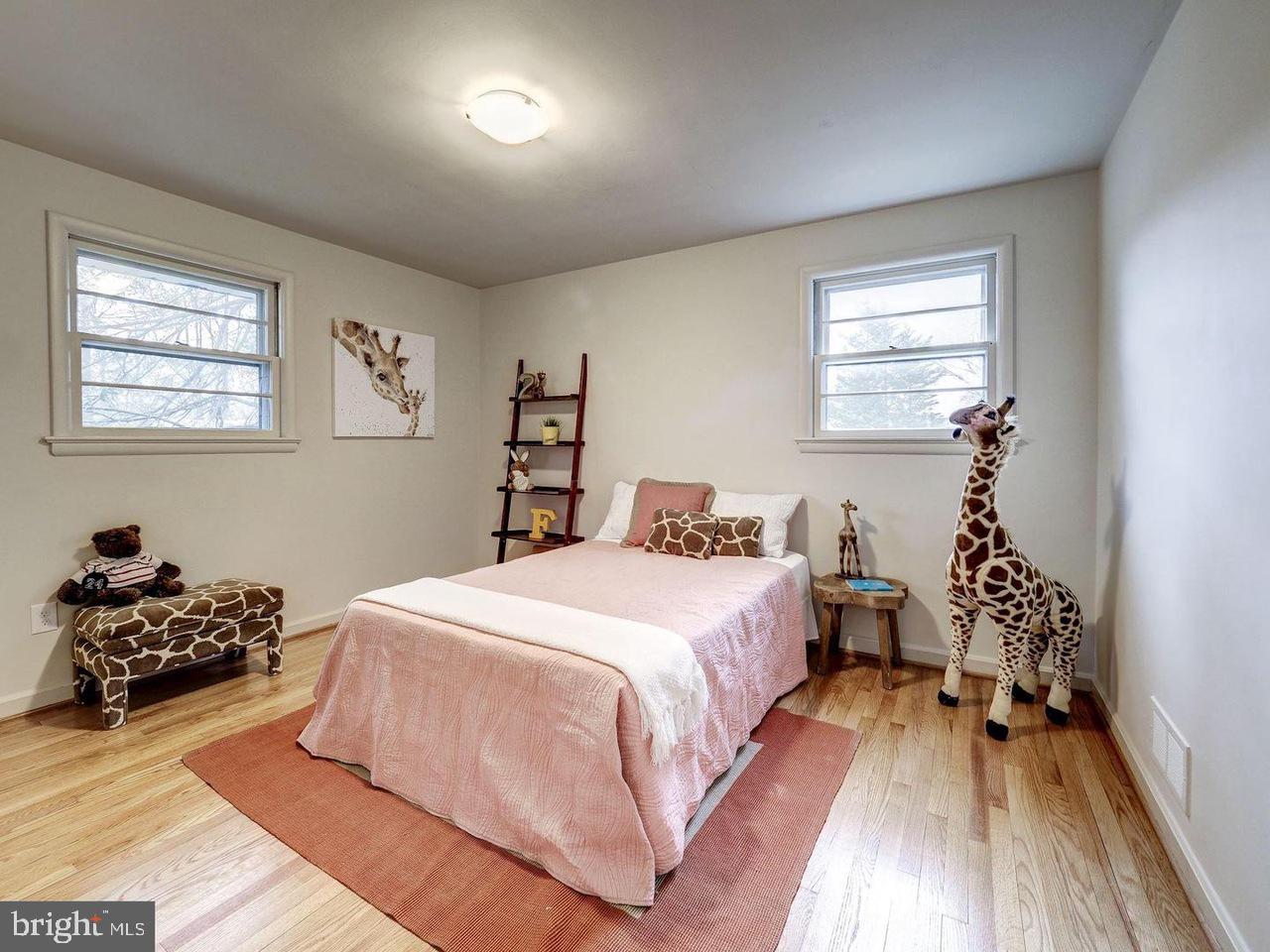 BRADLEY HILLS - Residential Lease