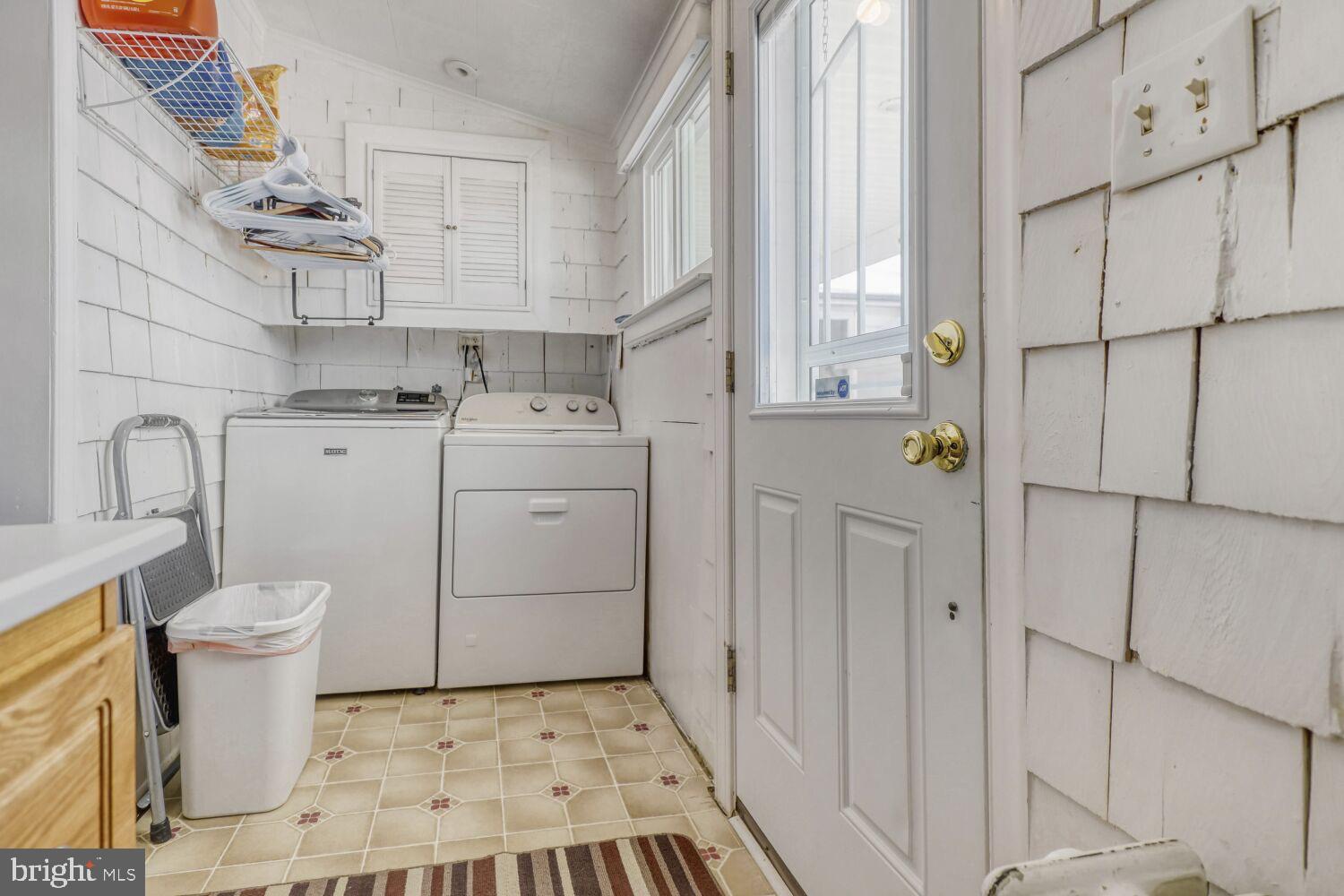 ROSEDALE/CAMELOT - Residential