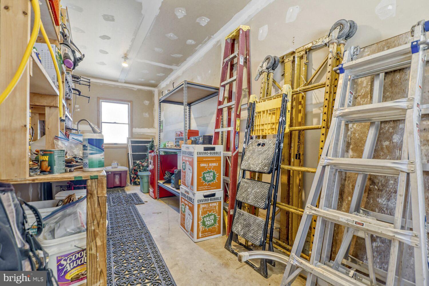 ROSEDALE/CAMELOT - Residential