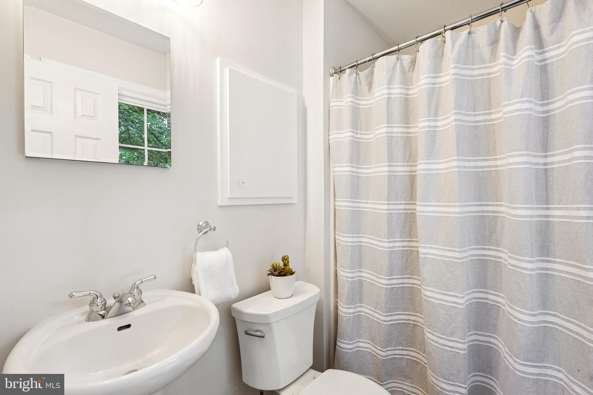 ASPEN HILL PARK - Residential