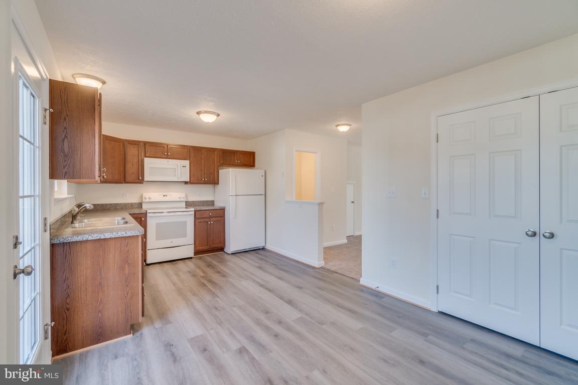 SORRELL COURT - Residential Lease