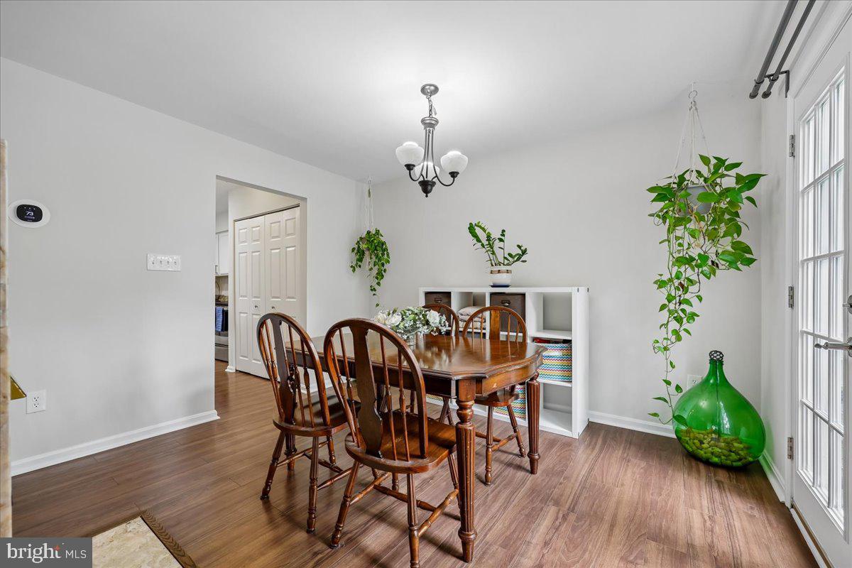VILL AT MANCHESTER FARMS - Residential