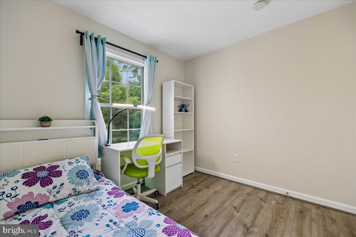 VILL AT MANCHESTER FARMS - Residential