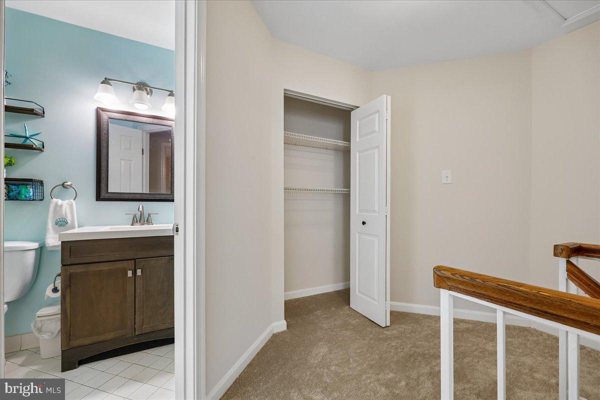 VILL AT MANCHESTER FARMS - Residential