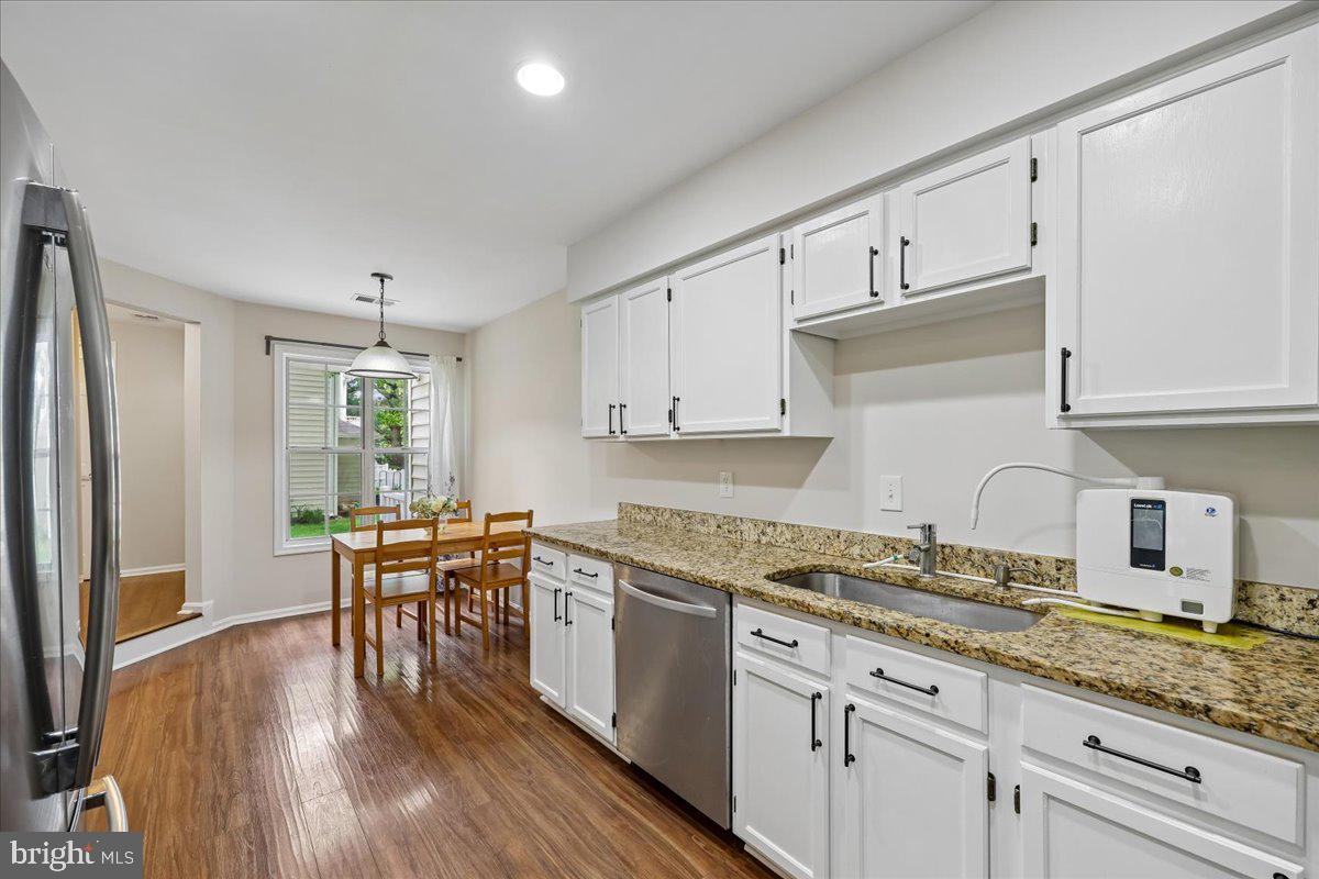 VILL AT MANCHESTER FARMS - Residential