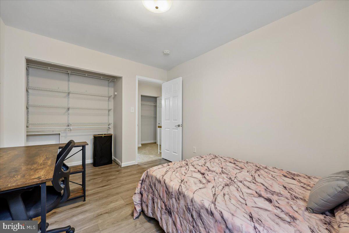VILL AT MANCHESTER FARMS - Residential