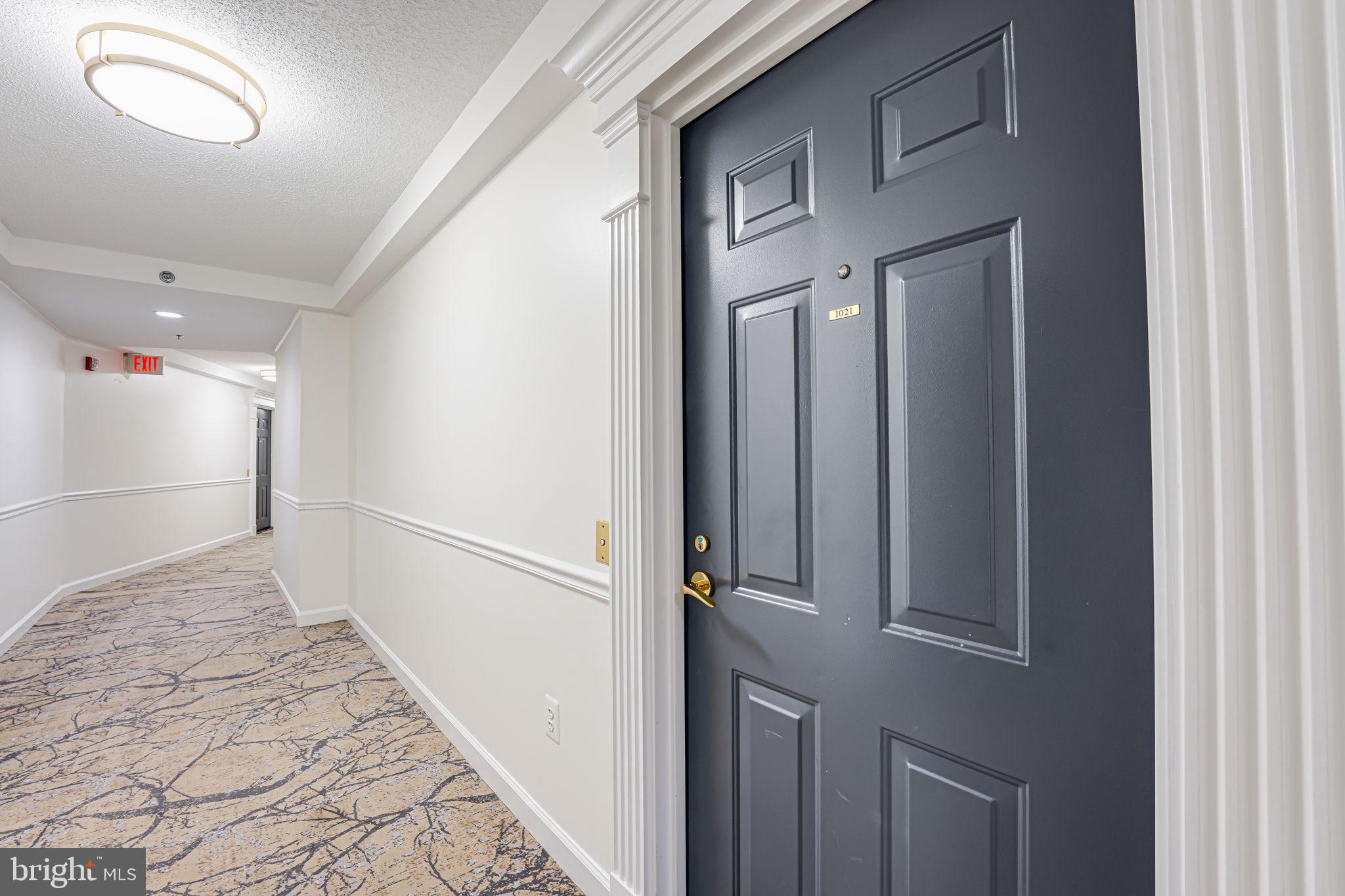 LANSDOWNE WOODS - Residential