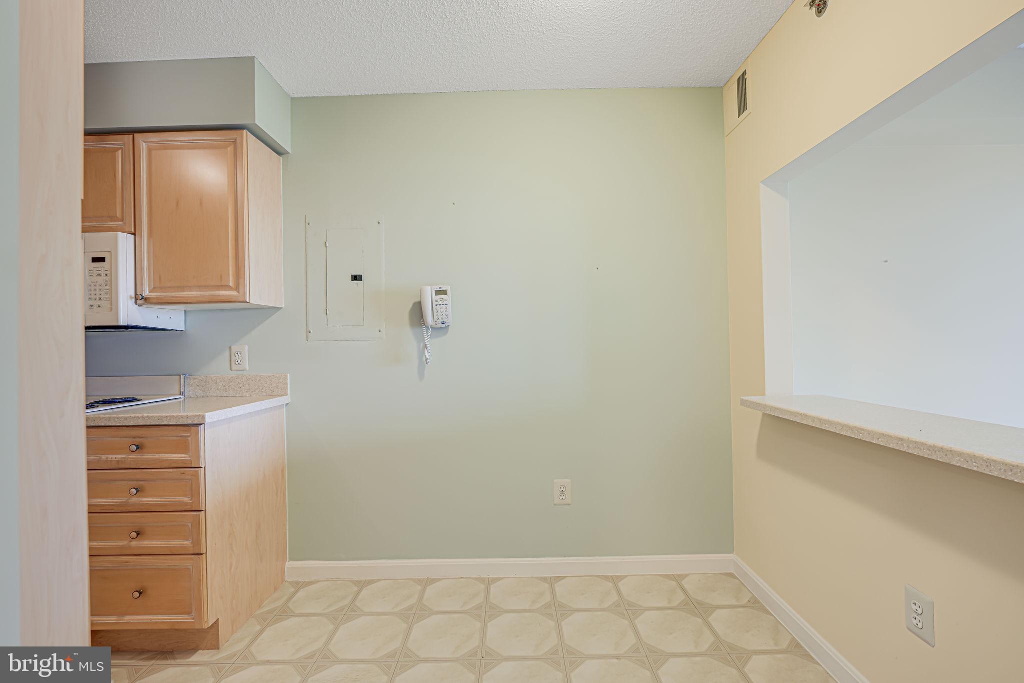 LANSDOWNE WOODS - Residential