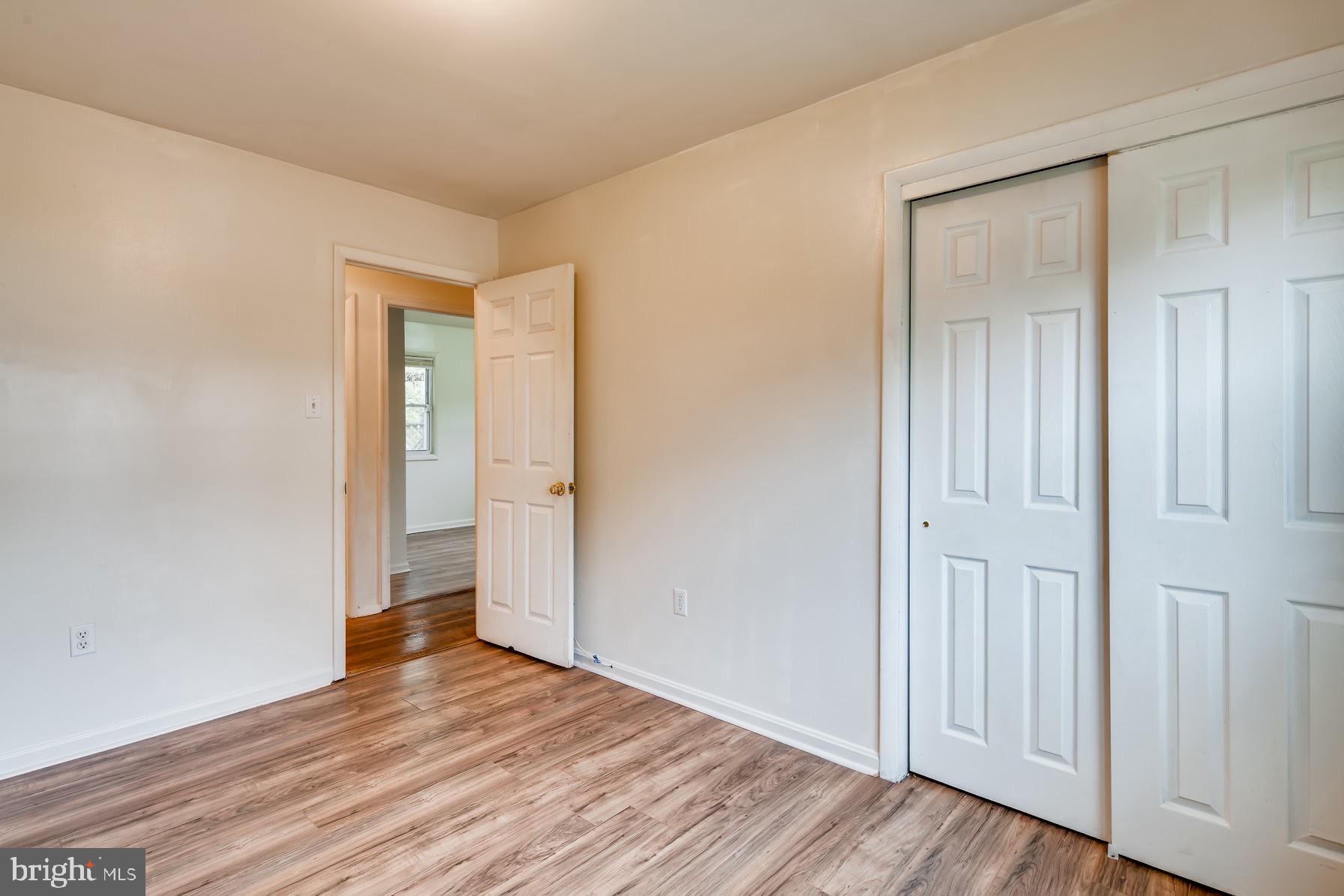 DEN LEE ACRES - Residential