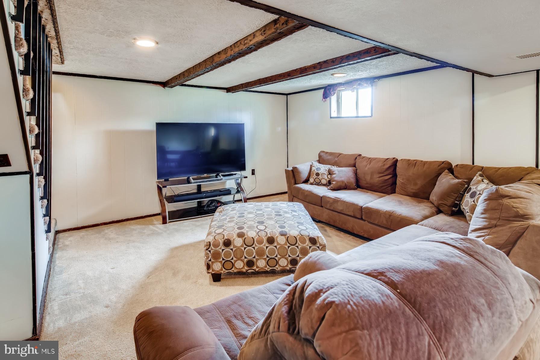 DEN LEE ACRES - Residential