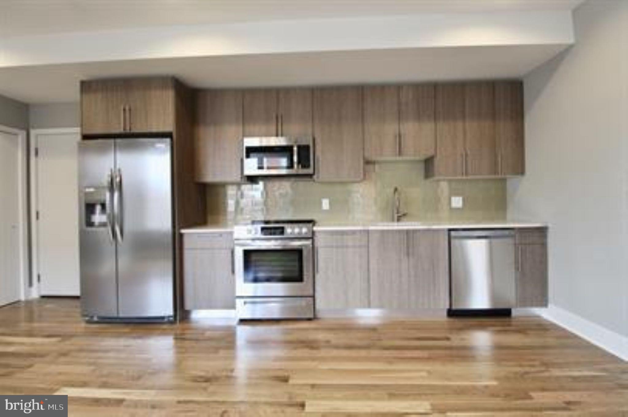 1642 CAMBRIDGE STREET C