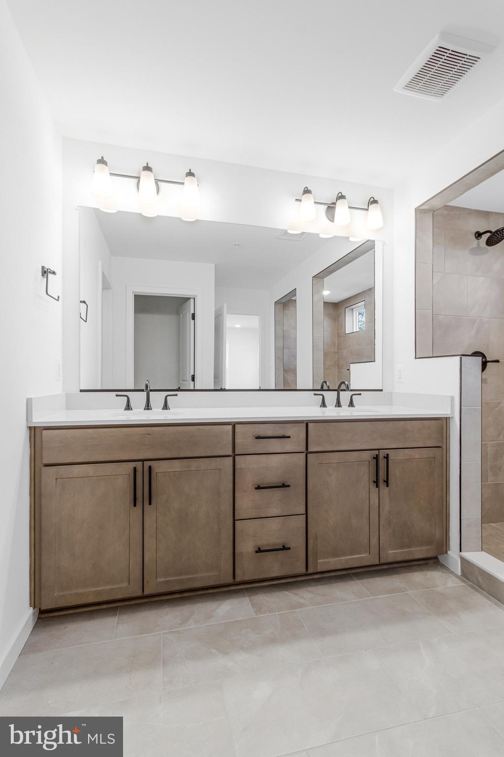 ENCLAVE AT ARUNDEL HILLS - Residential