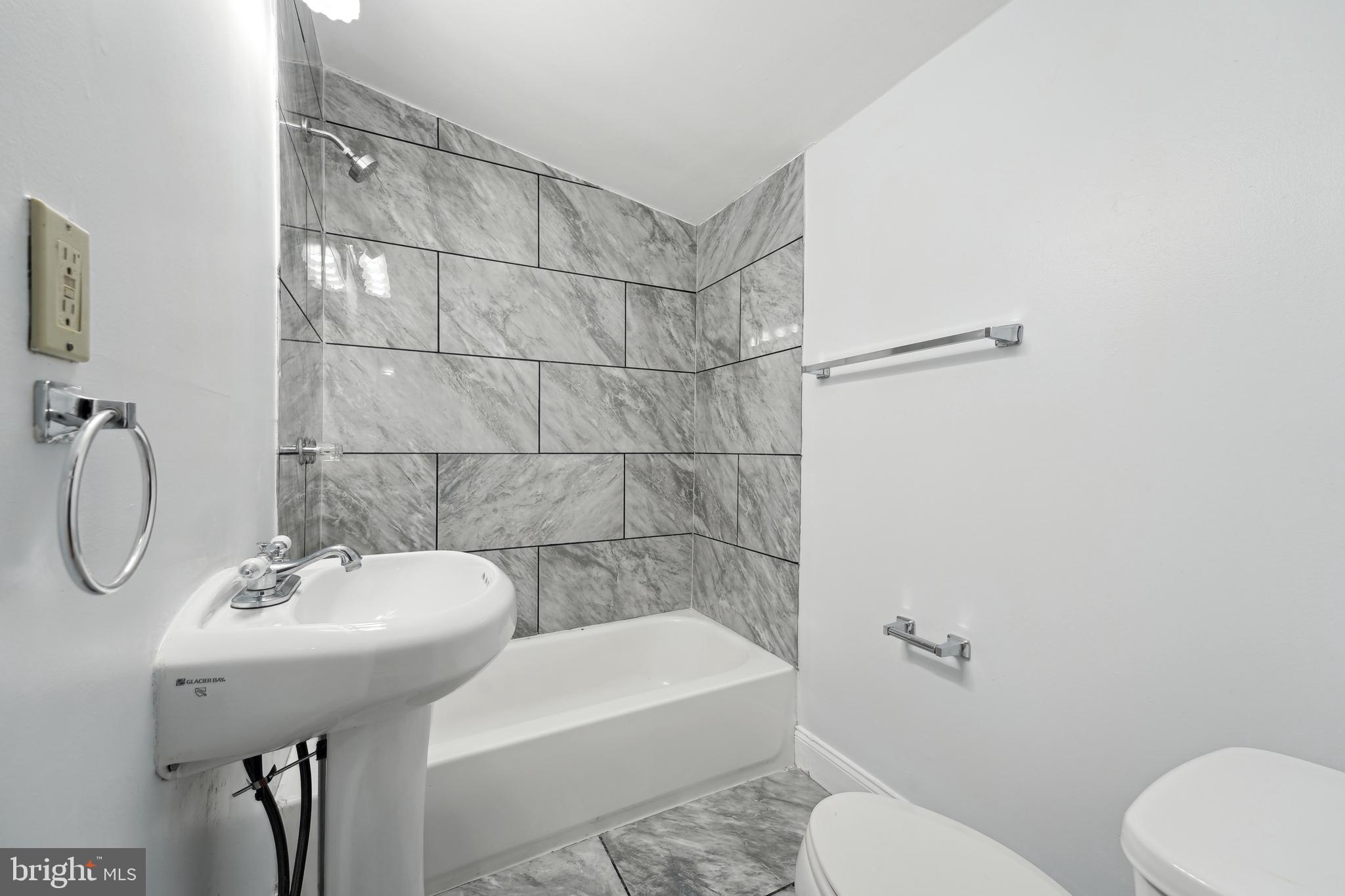 PARKLAWN - Residential